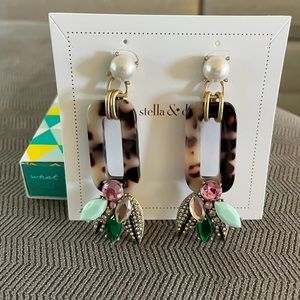 Stella & Dot Belle Earrings